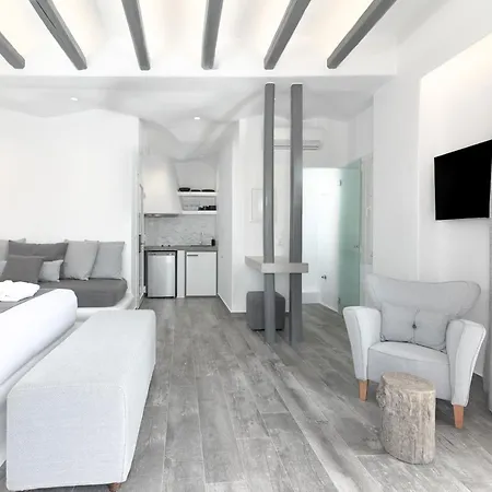 El_puerto Luxury Port *